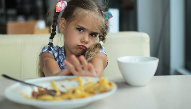 क्या आपके बच्चे में भी हैं भोजन झूठा छोड़ने की आदत, इस तरह समझाएं उन्हें do your children also have the habit of leaving food lying,explain them in this way,mates and me,relationship tips