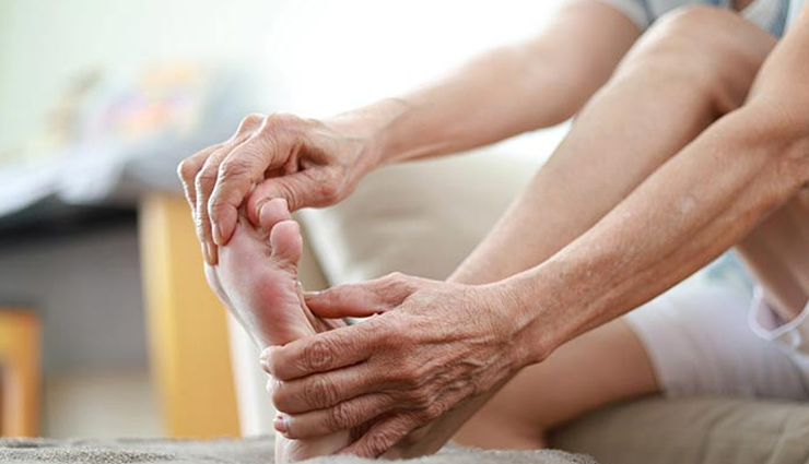 summer foot care,foot care tips for summer,how to prevent foot problems in summer,dry feet treatment,blisters and calluses,athlete foot prevention,foot hygiene summer,best foot care routine,summer skincare for feet,healthy feet in hot weather