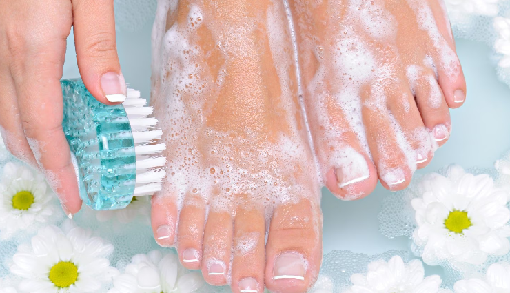 natural remedies for foot odor,home treatments for smelly feet,diy solutions for foot odor,effective ways to combat smelly feet,dealing with foot odor at home,herbal remedies for smelly feet,eliminate foot odor naturally,managing smelly feet with home remedies,quick fixes for foot odor,gentle home solutions for smelly feet,holistic approaches to treat foot odor,natural methods to eliminate foot smell,diy techniques for foot odor control,home comforts for smelly feet relief,soothing home remedies for foot odor