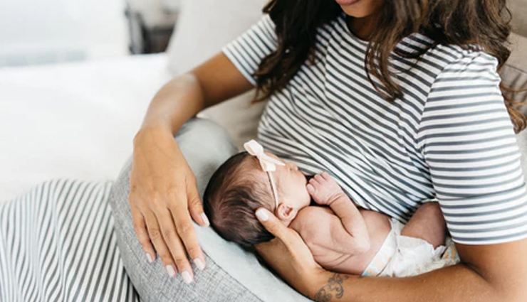 safe baby holding positions,holding your baby safely: recommended positions,best ways to hold a baby safely,infant holding techniques for safety,baby holding positions for new parents,holding your newborn: safe and comfortable positions,safe and secure baby holding methods,ensuring baby safety: holding positions,how to hold a baby safely: expert tips,baby holding: prioritizing safety and comfort