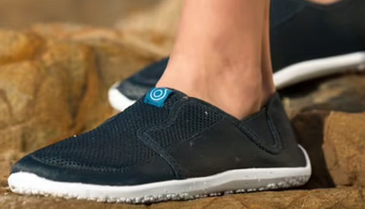 मॉनसून सीजन में दिखना हैं स्टाइलिश और कूल, जरूर फॉलो करें ये स्टाइलिंग टिप्स monsoon season fashion tips,rainy season fashion advice,monsoon wardrobe essentials,fashion tips for monsoon,rainy day outfit ideas,monsoon style guide,monsoon fashion trends,stylish monsoon outfits,monsoon clothing tips,waterproof fashion for monsoon,monsoon footwear tips,monsoon accessories guide,how to dress for monsoon,monsoon fashion do’s and don’ts,best fabrics for monsoon,monsoon makeup tips,monsoon haircare tips,monsoon-friendly fashion ideas,rainproof fashion tips,casual monsoon outfits