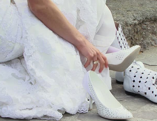 Type of Footwear Bride To Be Should Avoid For Her Big Day