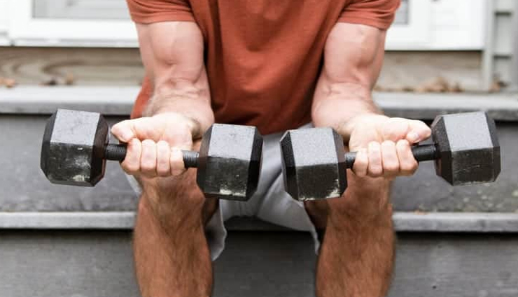 exercises for forearm,Health tips,fitness tips,dumbbell wrist flexion,dumbbell wrist extension,dumbbell reverse curl,farmer walks,pull up bar hang,towel pull hang