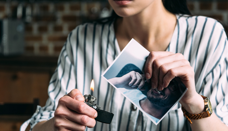 tips to get over from someone you love,relationship tips,mates and me,overcome from your past love