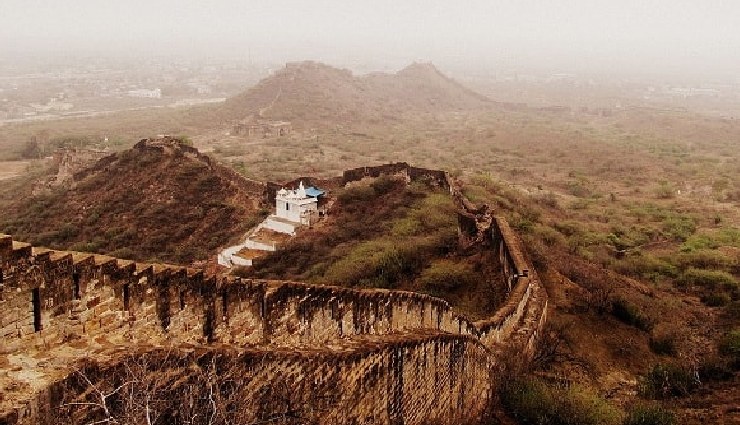 10 Forts You Can Visit in Gujarat
