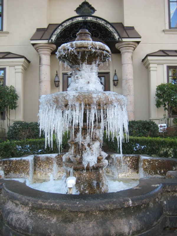 water fountain,water fountain in house,feng shui tips