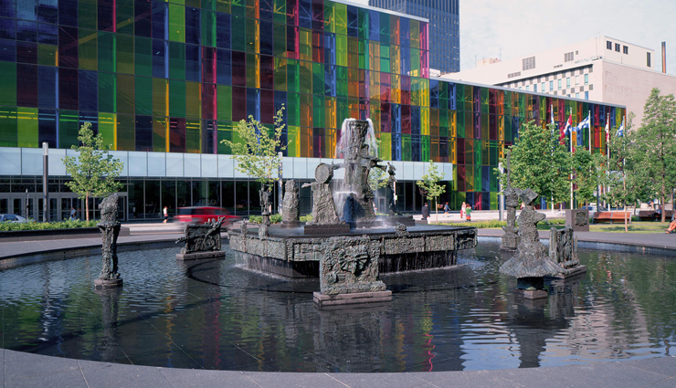 fascinating fountains,fountains around the world,big wild goose pagoda music fountain,xian city,china,fontana de trevi,rome,italy,charybdis fountain,seaham hall,sunderland,uk,la joute fountain,montreal,canada,castle square fountain,swansea,wales,mercury fountain,barcelona,spain