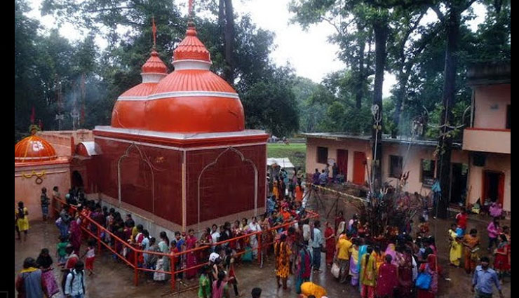 fragmented shivling is worshiped,swith mahadevshal dham mandir in goilkera,jharkhand,weird temple in india,temples in india
