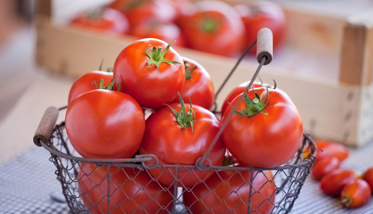 natural fragrance,lemons,tomatoes,green tea,coconut oil,rosemary,natural deodorants,food as natural deodorants