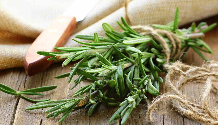 natural fragrance,lemons,tomatoes,green tea,coconut oil,rosemary,natural deodorants,food as natural deodorants