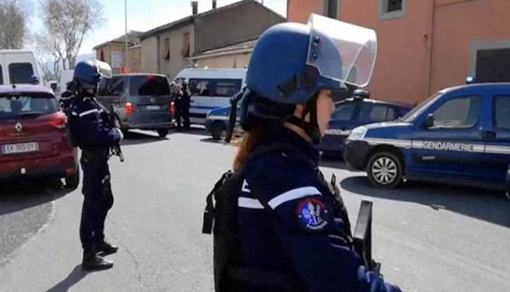 ‘अल्ला हू अकबर’ बोलते हुए दक्षिणी फ्रांस में महिला ने 2 लोगों को ब्लेड से जख्मी किया