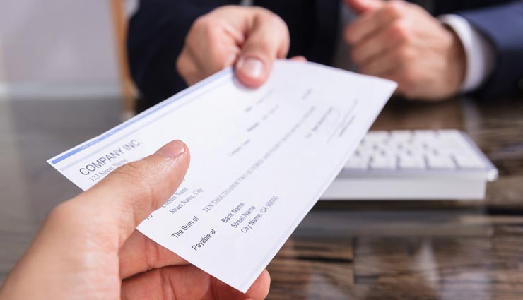 श्रीगंगानगर : कैंसिल चेक से जालसाजी कर बैंक अकाउंट से निकाले गए 10 लाख रुपए, आरोपी गिरफ्तार