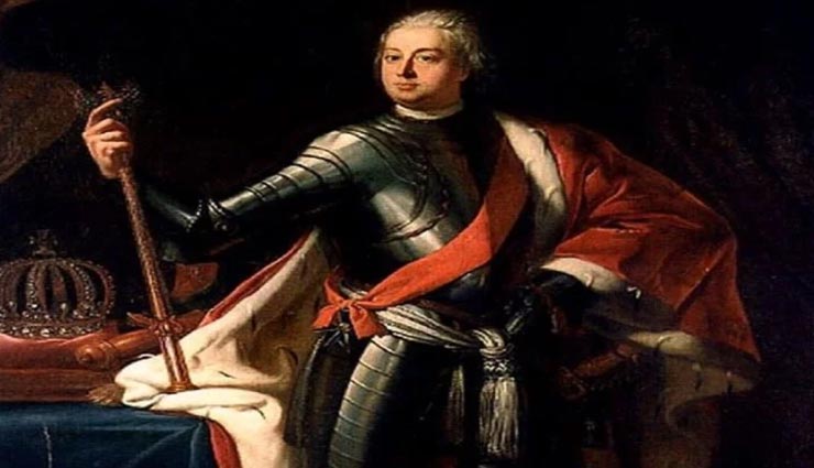 सैनिकों को अपनी लंबाई के हिसाब से सैलेरी देता था यह सनकी राजा