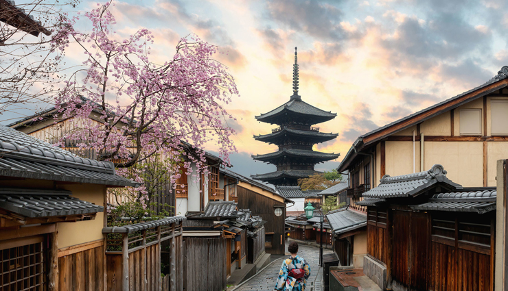 countries that offer free travel,countries to visit around the world,italy,mexico,canada,cyprus,japan,united kingdom