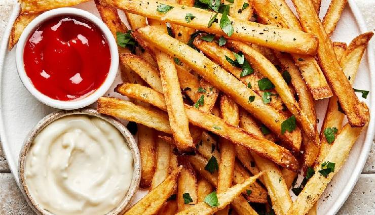 homemade french fries recipe,easy french fries snacks,crispy french fries recipe,quick french fries snacks,traditional french fries preparation,best french fries recipe,classic french fries method,delicious french fries at home,homemade french fries tips,perfect french fries technique