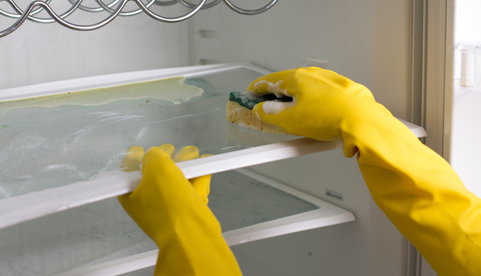 6 Tips To Clean Stains from Fridge