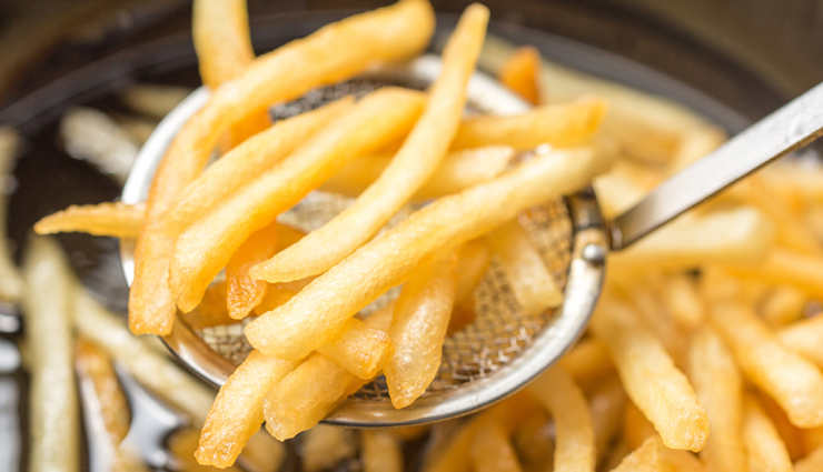 महिलाओं में बढ़ता जा रहा स्तन कैंसर का खतरा, सावधानी से करें इन 8 चीजों का सेवन Health tips,health tips in hindi,breast cancer,healthy habit