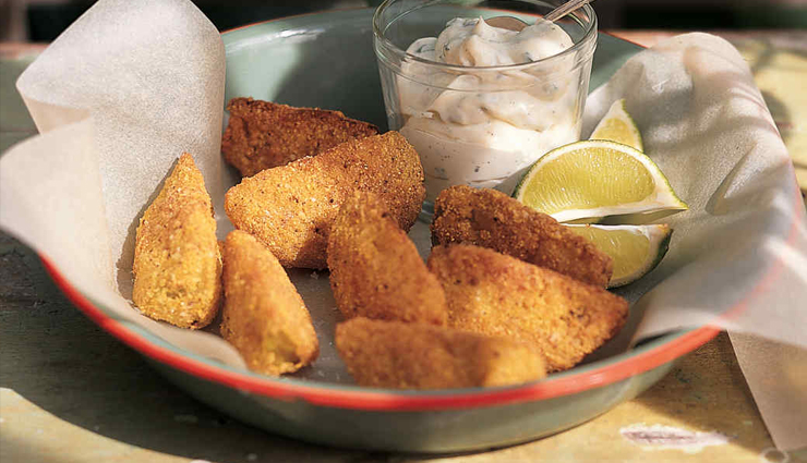 starters,starters recipe,romantic recipes,curried chicken turnovers,fried green tomato wedges,savoury stuffed mushrooms,quick recipe