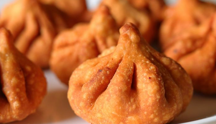 ganesh chaturthi modak recipes,types of modak for ganesh chaturthi,ukadiche modak recipe,fried modak recipe,chocolate modak recipe,dry fruit modak recipe,mawa modak recipe,traditional ganesh chaturthi sweets,modak varieties,maharashtrian modak recipes