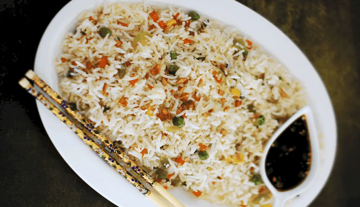 burnt garlic mushroom fried rice,spicy mushroom fried rice,burnt garlic mushroom fried rice recipe,mushroom fried rice recipe,hunger struck,food,easy recipes