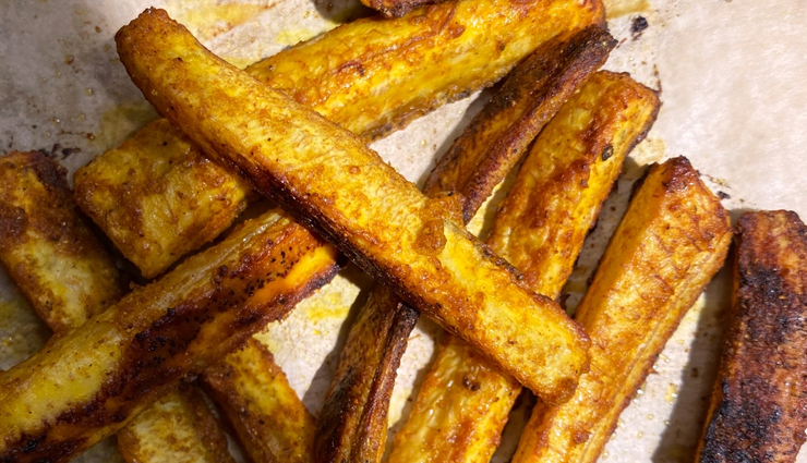 plantain benefits,plantain nutrition,plantain health advantages,benefits of eating plantains,plantain nutrients,plantain nutrition facts,nutritional value of plantains,plantain calories,plantain vitamins and minerals,plantain dietary information,plantain side effects,risks of eating too many plantains,plantain allergies,plantain drawbacks,plantain health risks