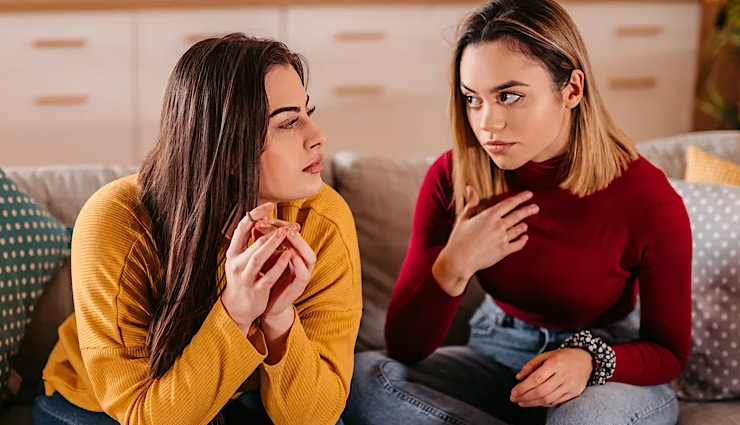 signs friends ruin relationship,friends ruining relationship,how friends affect relationship,bad friends in relationship,friendship vs relationship problems,friends interfering in relationship,toxic friends relationship,friends damaging relationship,signs your friends harm your relationship,relationship issues due to friends