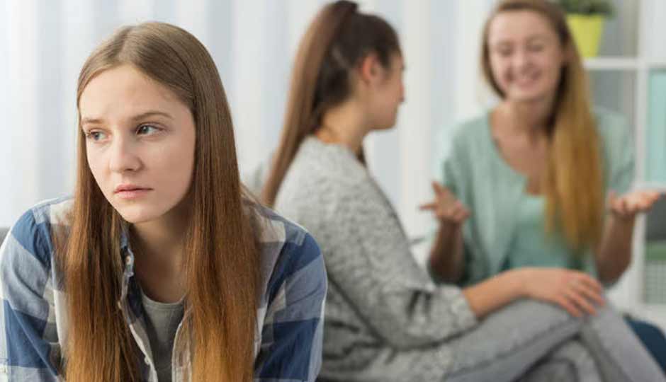 10 Big Signs a Friend is Using You
