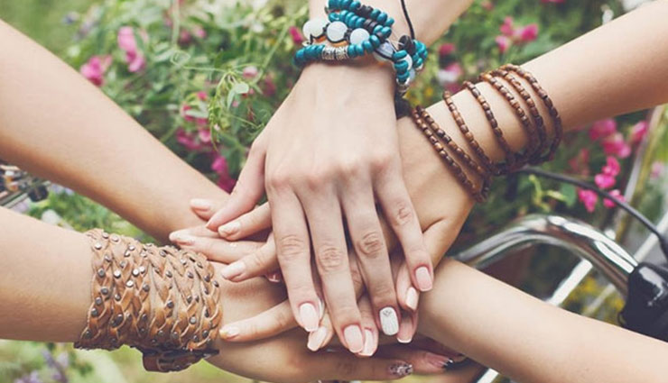 अपनी राशी से जाने आप किस तरह के दोस्त साबित होंगे...