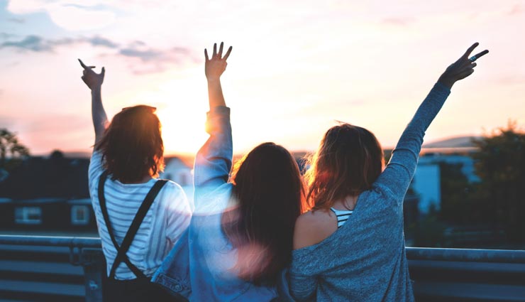 upset after breakup,Friendship,friend breakup,friendship tips