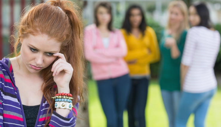 दोस्ती में कड़वाहट का कारण बन सकती हैं ये बातें, ना आने दें अपने रिश्ते के बीच friendship bitterness causes,reasons for friendship bitterness,factors causing bitterness in friendship,friendship conflicts,friendship misunderstandings,friendship disagreements,friendship betrayals,friendship trust issues,friendship jealousy,friendship communication problems,friendship resentment,repairing friendship bitterness,resolving friendship conflicts,rebuilding friendship trust