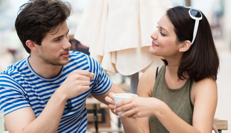 signs of being friendzoned,friendzoned by girl,recognizing friendzone signs,clues youa are in the friendzone,identifying friendzone signals,realizing friendzoned status,knowing you are in the friendzone,clear signs of being friendzoned,understanding friendzone cues,friendzone indicators from a girl