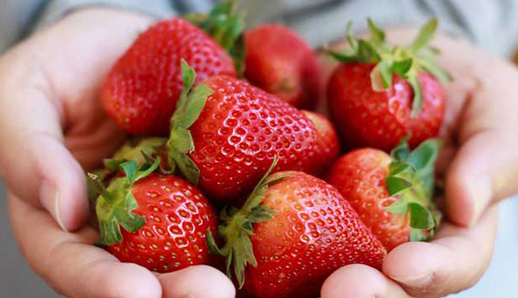 low-carb fruits for weight loss,best low-carb fruits,keto-friendly fruits,low-sugar fruits for weight loss,fruits with low carbohydrates,weight loss friendly fruits,healthy low-carb fruits,fruits for a low-carb diet,best fruits for fat loss,sugar-free fruits for diet,low glycemic index fruits,fruits for keto diet,best fruits to burn fat,low-calorie fruits for weight loss,low-carb diet fruits