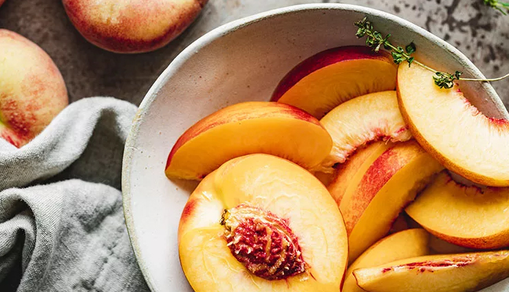 low-carb fruits for weight loss,best low-carb fruits,keto-friendly fruits,low-sugar fruits for weight loss,fruits with low carbohydrates,weight loss friendly fruits,healthy low-carb fruits,fruits for a low-carb diet,best fruits for fat loss,sugar-free fruits for diet,low glycemic index fruits,fruits for keto diet,best fruits to burn fat,low-calorie fruits for weight loss,low-carb diet fruits