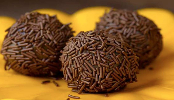 fudge balls  recipe,easy to make fudge balls,easy recipes,hunger struck,food