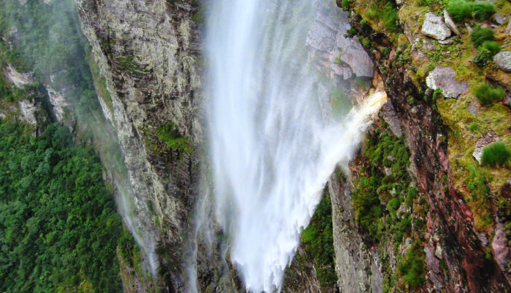 best tourist spots brazil,top attractions in brazil,unmissable places in brazil,brazil travel bucket list,iconic landmarks brazil,famous tourist destinations brazil,cultural marvels of brazil,natural wonders brazil,historical sites brazil,brazil vacation highlights