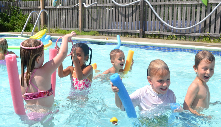 swimming,lungs,swimming benefits for lungs,health care tips,Health tips,quick health tips,lungs care tips