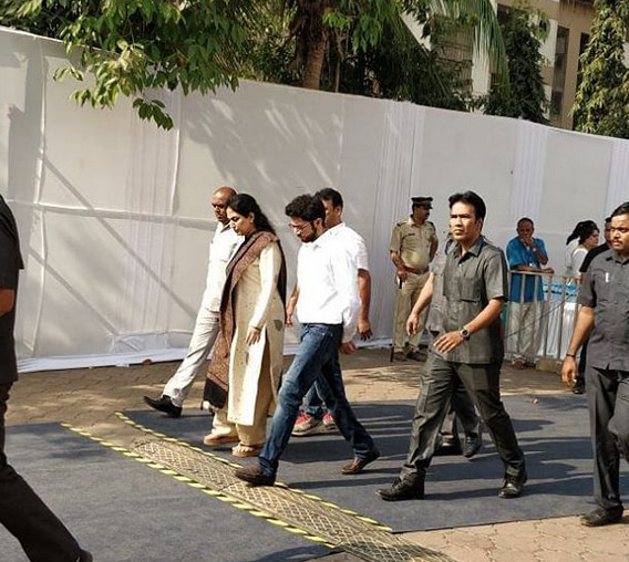 sridevi funeral,celebrities at sridevi funeral,entertainment news