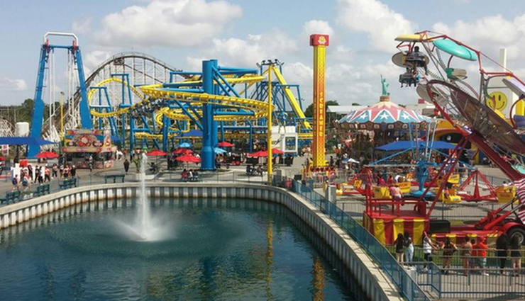 amusement parks,10 most amazing amusement parks,famous amusement parks,travel,holidays,travel guide