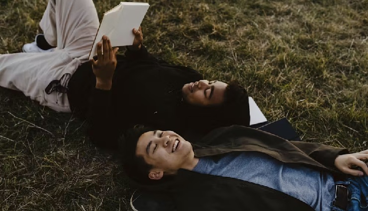 emotional affair,falling in love during an affair,relationship outside marriage,cheating and love,emotional consequences of cheating,how to handle affair emotions,caught in an affair,affair feelings,extramarital love,love triangle,emotional confusion in affairs,cheating guilt,being in love with someone else,infidelity advice