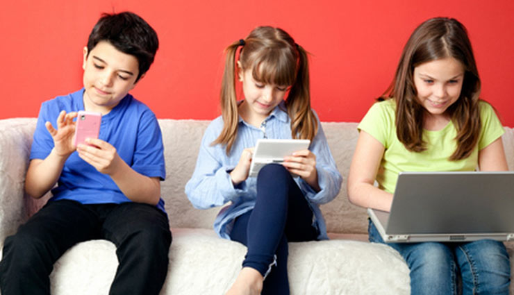 child getting addicted to gadgets,lock down in india,coronavirus,gadgets addiction,mates and me,relationship tips