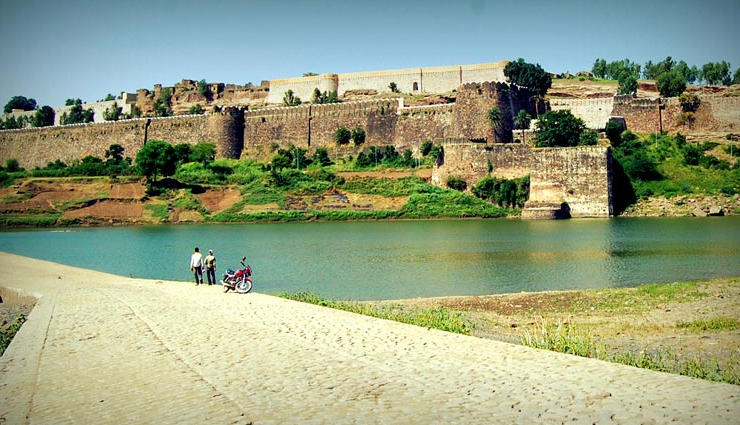 gagron fort jhalawar,gagron fort rajasthan,historical forts in rajasthan,unesco heritage sites rajasthan,places to visit in jhalawar,medieval forts in india,architecture of gagron fort,best forts in rajasthan,tourist attractions in jhalawar,history of gagron fort
