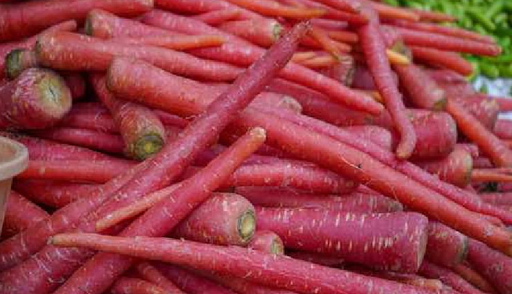 गाजर का मुरब्बा है सर्दियों के लिए शानदार डिश, एक बार बनाएं और पूरे सीजन लें इसका आनंद #Recipe gajar ka murabba recipe for winter,how to make gajar ka murabba,storing gajar ka murabba for winter,winter carrot preserve recipe,gajar ka murabba preparation tips,homemade gajar ka murabba recipe,gajar ka murabba preservation for winter,gajar ka murabba winter season recipe,carrot preserve for winter season,gajar ka murabba making process