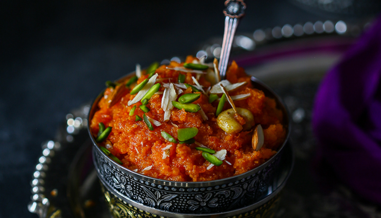 gajar ka halwa,halwa recipe,winter special recipe,dessert recipe,sweets recipe
