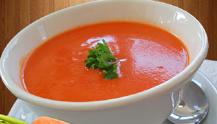 गाजर का गरमागरम सूप कर देगा सर्दी की छुट्टी, होता है पोषक तत्वों से भरपूर #Recipe 