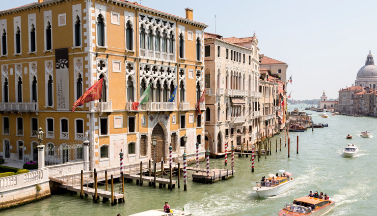 venice travel attractions,must-visit places in venice,famous tourist spots in venice,venice sightseeing highlights,top destinations in venice,venice travel landmarks,iconic places to visit in venice,venice historical sites,hidden gems in venice,venice travel recommendations