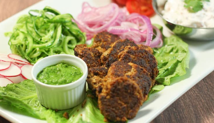 galouti kebab recipe,mastering the art of galouti kebab,culinary delight galouti kebab,lucknowi galouti kebab,melt-in-your-mouth kebab recipe,authentic galouti kebab,indian kebab recipe,flavorsome galouti kebab,minced meat kebab recipe,lucknowi cuisine specialty