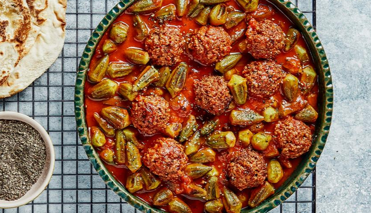 famous food of gambia,gambia,benachin,domoda,chicken yassa,tapalapa,okra stew,oyster stew