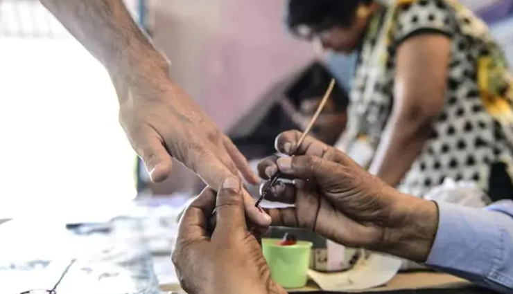 Gandhinagar Municipal Corporation Elections Begins in Gujarat