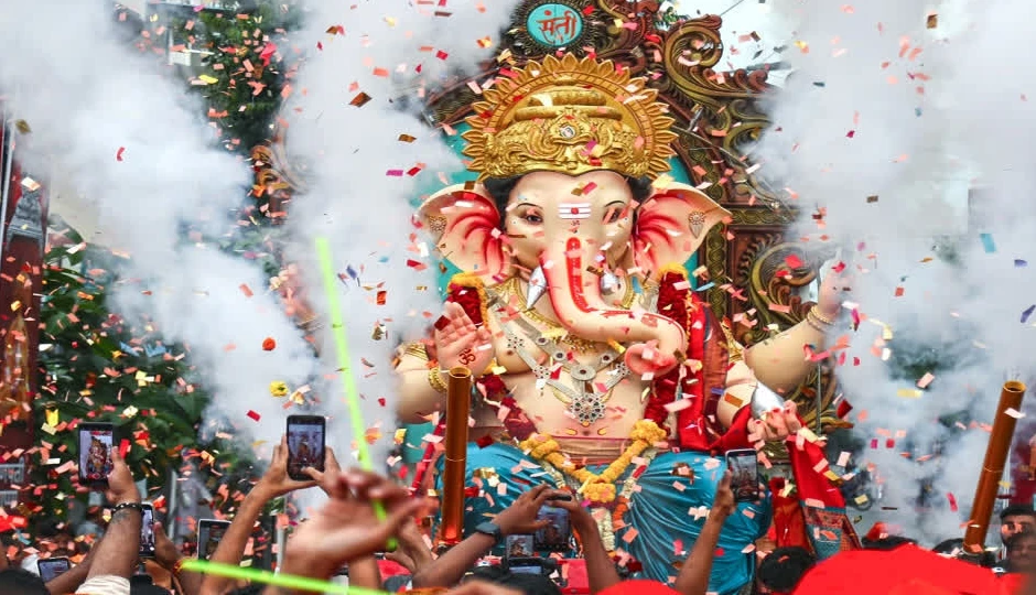 गणेश चतुर्थी 2025: गणेश प्रतिमा स्थापना से पहले जानें जरूरी नियम और परंपराएं