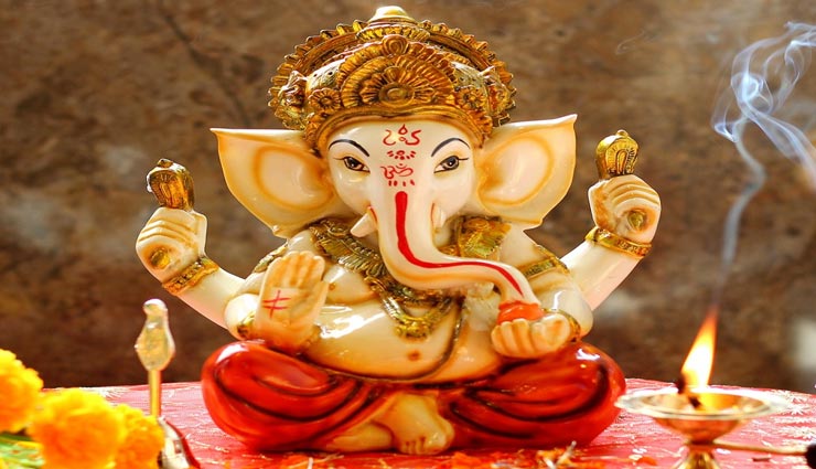 बुधवार को भूलकर भी ना करें ये काम, पड़ता है जीवन पर बुरा प्रभाव